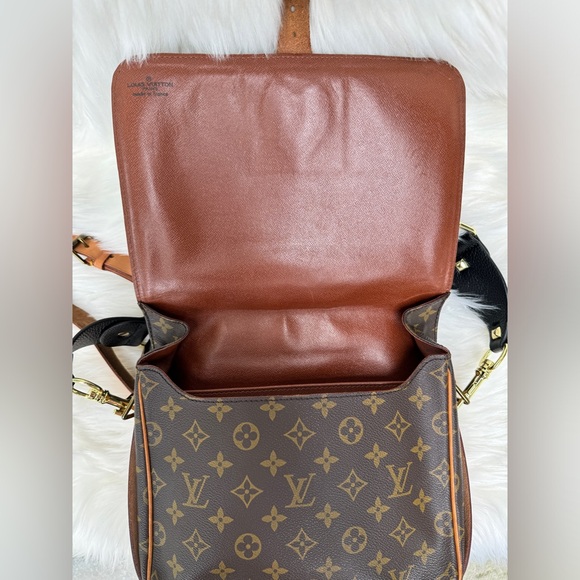 Louis Vuitton Cartouchiere GM Crossbody Bag - Picture 5 of 10